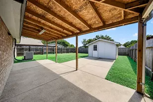 11918 E Marsham Cir, Houston, TX 77066 - Photo 22