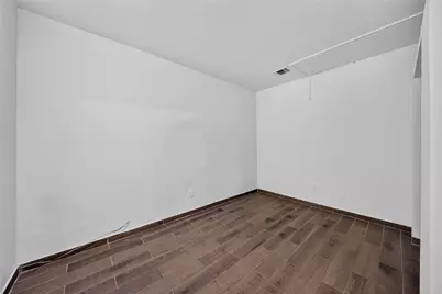 11918 E Marsham Circle, Houston, TX 77066 - Photo 18
