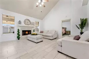 3226 Royal Palm Dr, Mont Belvieu, TX 77523 - Photo 10