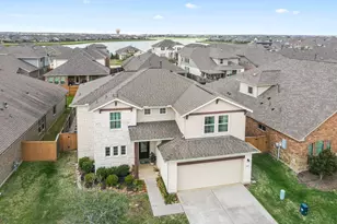 2509 Ocean Key Dr, Texas City, TX 77568 - Photo 2