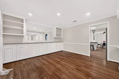 5810 Creekbend Drive, Houston, TX 77096 - Photo 10