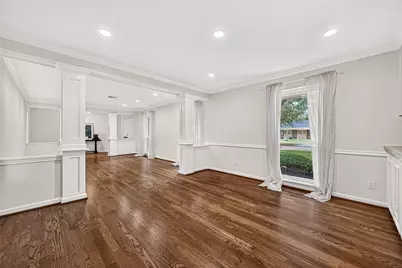 5810 Creekbend Drive, Houston, TX 77096 - Photo 8