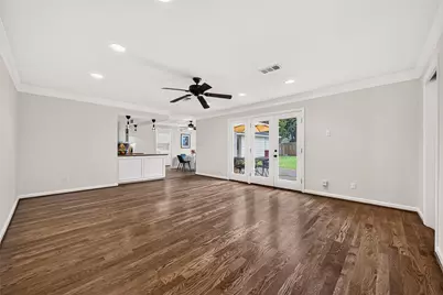 5810 Creekbend Drive, Houston, TX 77096 - Photo 20