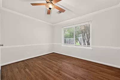 5810 Creekbend Drive, Houston, TX 77096 - Photo 36