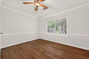 5810 Creekbend Dr, Houston, TX 77096 - Photo 36
