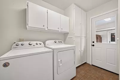 5810 Creekbend Drive, Houston, TX 77096 - Photo 18