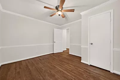 5810 Creekbend Drive, Houston, TX 77096 - Photo 26