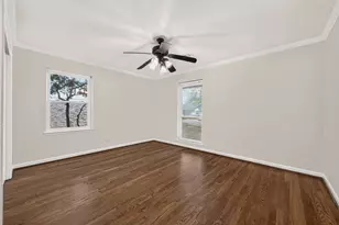 5810 Creekbend Dr, Houston, TX 77096 - Photo 22