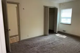 529 4th St, Grand Prairie, TX 75050 - Photo 8