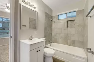 1512 Broadmoor Dr, Bryan, TX 77802 - Photo 4