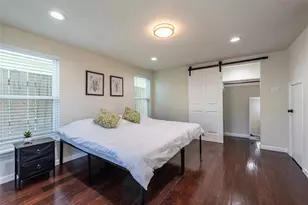 909 32nd St, Galveston, TX 77550 - Photo 12