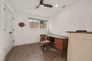 9203 Bronco Dr, Houston, TX 77055 - Photo 28