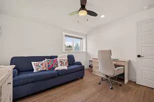 9203 Bronco Dr, Houston, TX 77055 - Photo 22