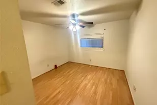 9526 Misty Bridge St, Houston, TX 77075 - Photo 4