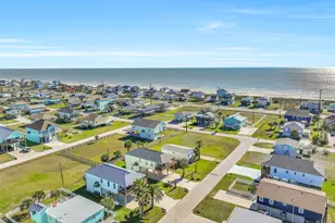 4211 Mason Dr, Galveston, TX 77554 - Photo 46