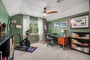 11119 Holly Springs Dr, Houston, TX 77042 - Photo 20