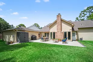 11119 Holly Springs Dr, Houston, TX 77042 - Photo 26