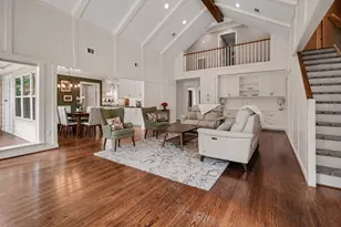 11119 Holly Springs Dr, Houston, TX 77042 - Photo 8
