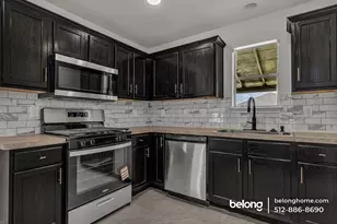 5008 Irvine Ln, Del Valle, TX 78617 - Photo 10