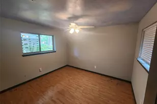213 Holly Ln, Woodbranch, TX 77357 - Photo 4