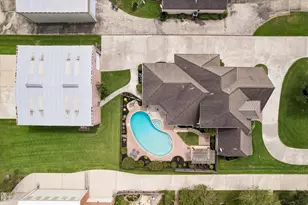 2103 Airline Dr, Friendswood, TX 77546 - Photo 48
