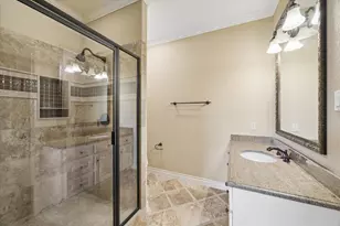 2103 Airline Dr, Friendswood, TX 77546 - Photo 34