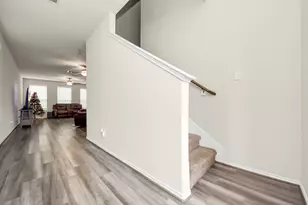 6050 Oakland Bluff Ln, Porter, TX 77365 - Photo 6