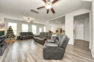 6050 Oakland Bluff Ln, Porter, TX 77365 - Photo 8