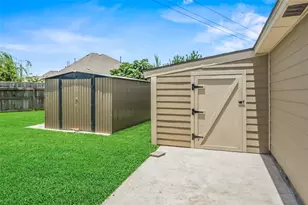 10402 Kingston Creek Ln, Cypress, TX 77433 - Photo 34