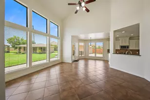 10402 Kingston Creek Ln, Cypress, TX 77433 - Photo 18