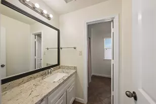10402 Kingston Creek Ln, Cypress, TX 77433 - Photo 24