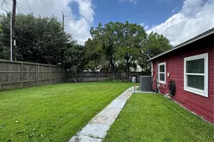 6629 Corbin St, Houston, TX 77055 - Photo 20