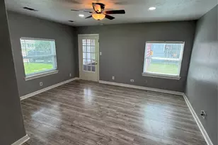 6629 Corbin St, Houston, TX 77055 - Photo 4