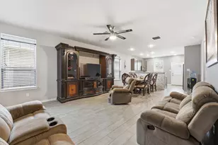 24818 Russet Bluff Trl, Houston, TX 77336 - Photo 10