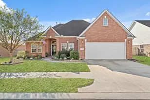 234 S Lantana Cir, Sealy, TX 77474 - Photo 1