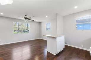986 Dewalt St, Houston, TX 77088 - Photo 6