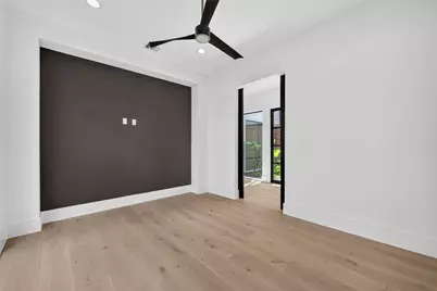 1508 Woodvine Drive, Houston, TX 77055 - Photo 18