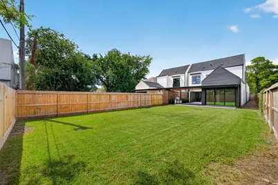1508 Woodvine Drive, Houston, TX 77055 - Photo 48