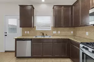 11334 Creekway Bend Dr, Humble, TX 77396 - Photo 10