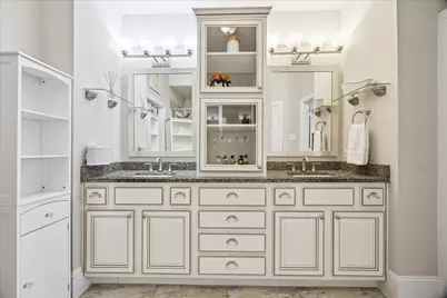 6735 Highclere Manor Lane, Houston, TX 77055 - Photo 22