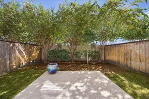 6735 Highclere Manor Ln, Houston, TX 77055 - Photo 6