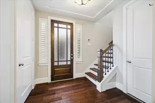 6735 Highclere Manor Ln, Houston, TX 77055 - Photo 8