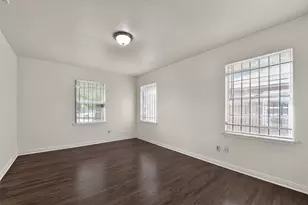 7822 Belbay St, Houston, TX 77033 - Photo 14