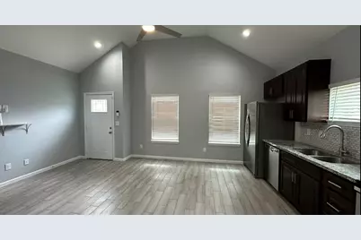 16830 Balmoral, Montgomery, TX 77316 - Photo 2