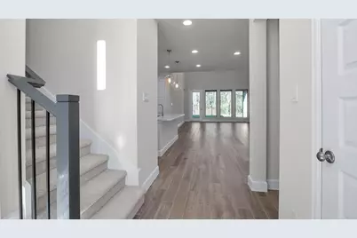 202 Sierra Stream Lane, Conroe, TX 77304 - Photo 6