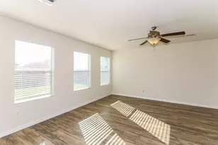 2615 Camarilla, Richmond, TX 77406 - Photo 4