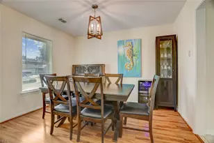 2513 Hadley Cir, Sugar Land, TX 77478 - Photo 4