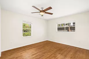 606 E 7th St, Houston, TX 77007 - Photo 8