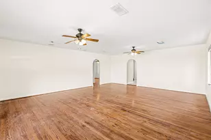 606 E 7th St, Houston, TX 77007 - Photo 6