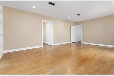 2660 Long Street, Beaumont, TX 77702 - Photo 6